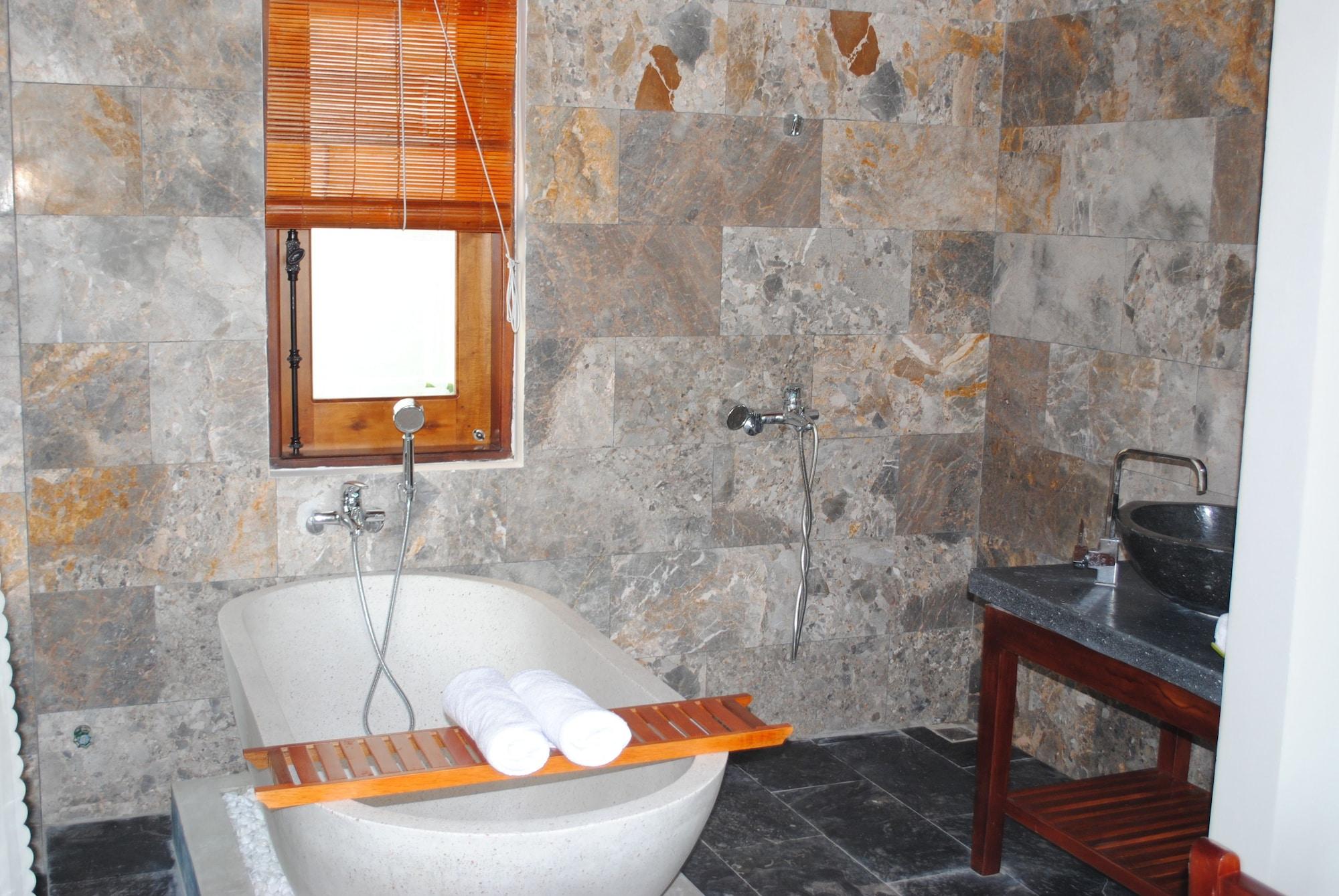 Hoi An Osaka Riverside Villa & Spa Екстериор снимка